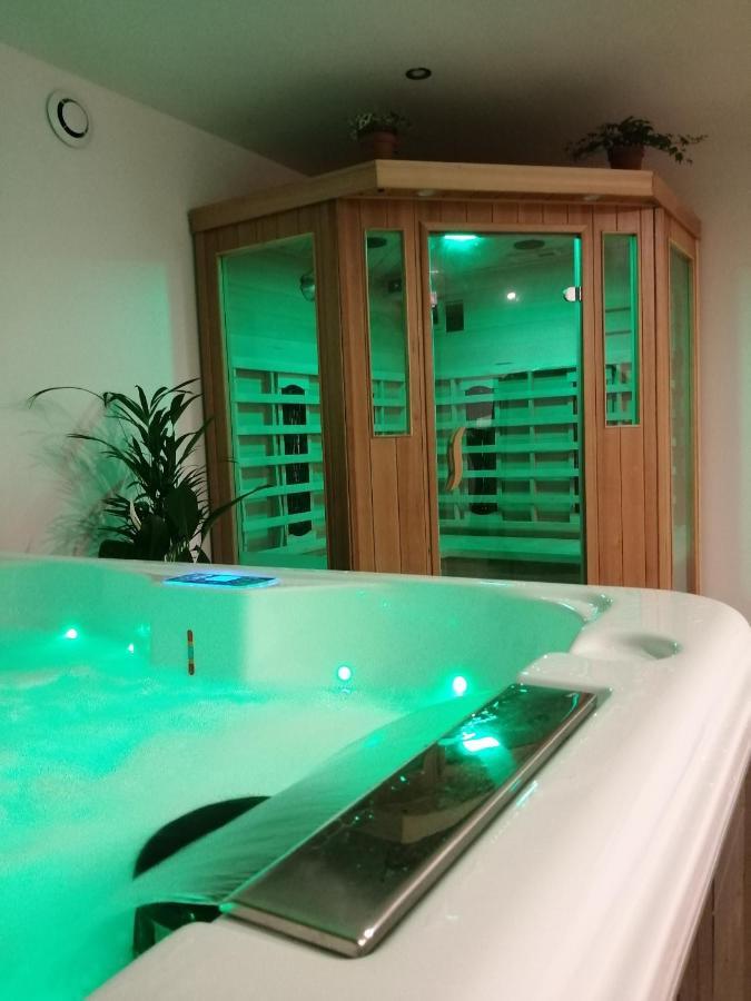 Les Bois D'Ormes Apartment Bessey-en-Chaume Luaran gambar